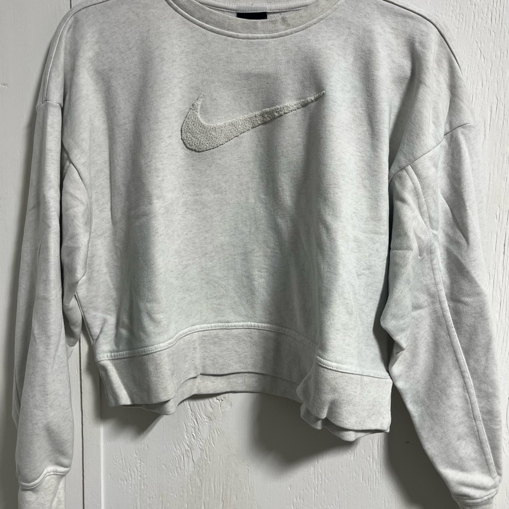 Nike Women's Small Cropped Light Gray Sweatshirt